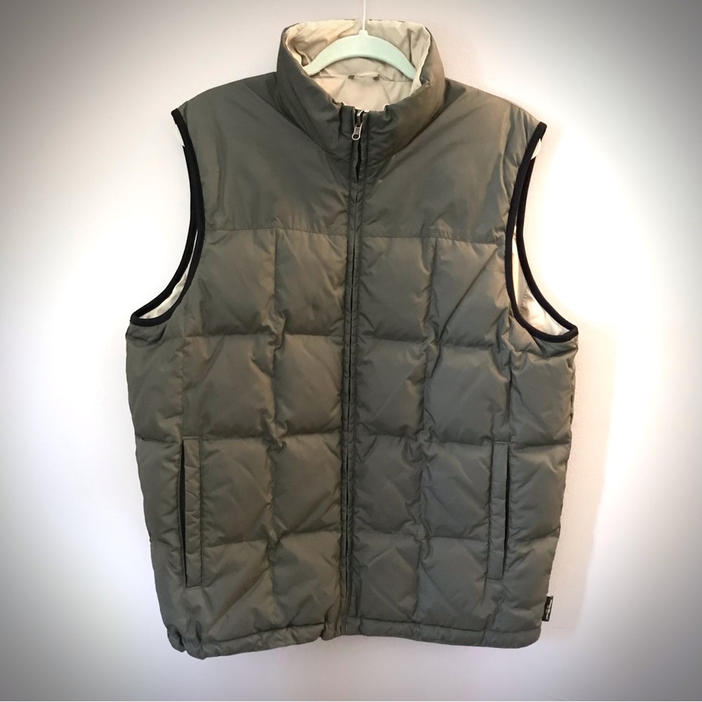 Men’s Eddie Bauer Reversible Down Puffer Vest - Green/Tan Size L EUC